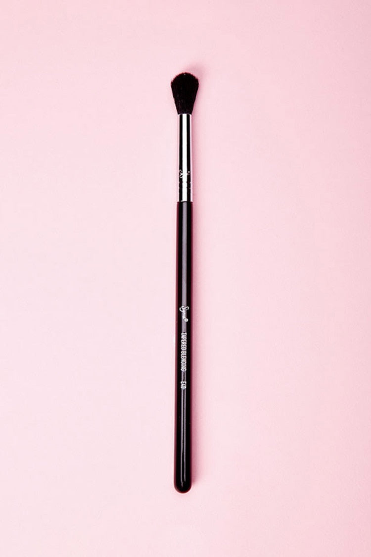 Forever 21 Sigma Beauty E40 – Tapered Blending Brush Black