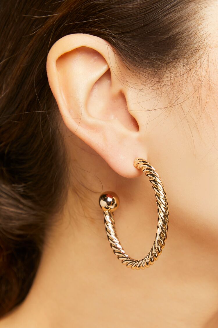Forever 21 Women's Twisted Open-End Hoop Earrings Gold