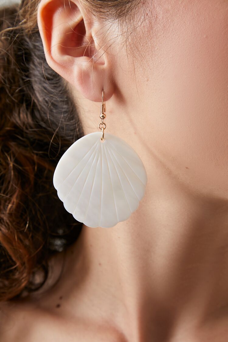 Forever 21 Women's Round Seashell Drop Earrings Gold/Cream