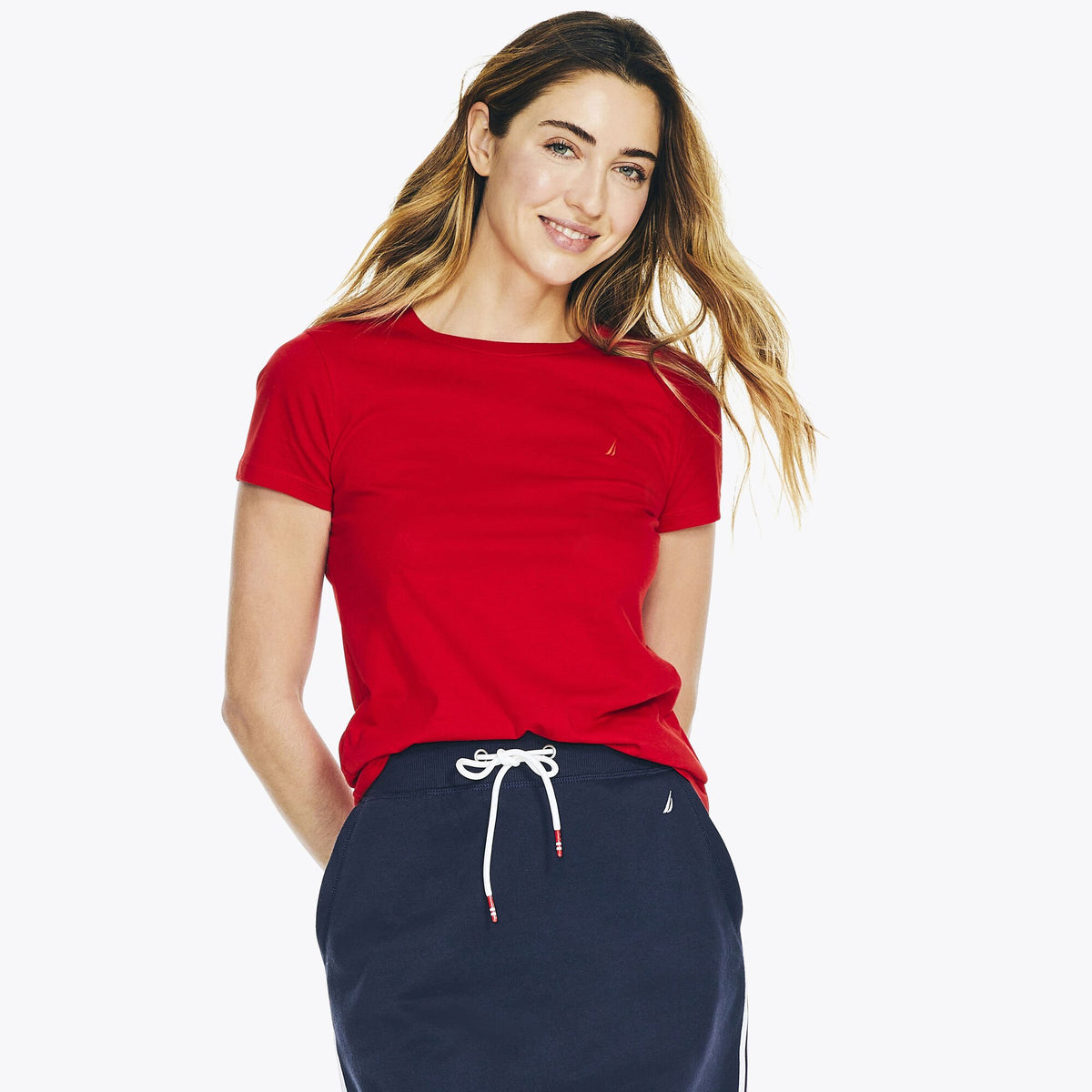 Nautica Women's Solid Crewneck T-Shirt Tomales Red