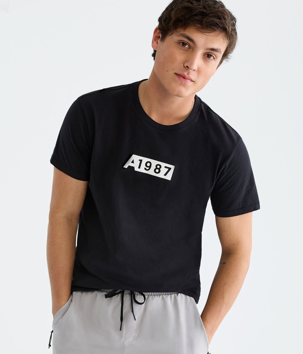 Aeropostale Mens' A1987 Box Graphic Tee - - Size M - Cotton - Teen Fashion & Clothing Black