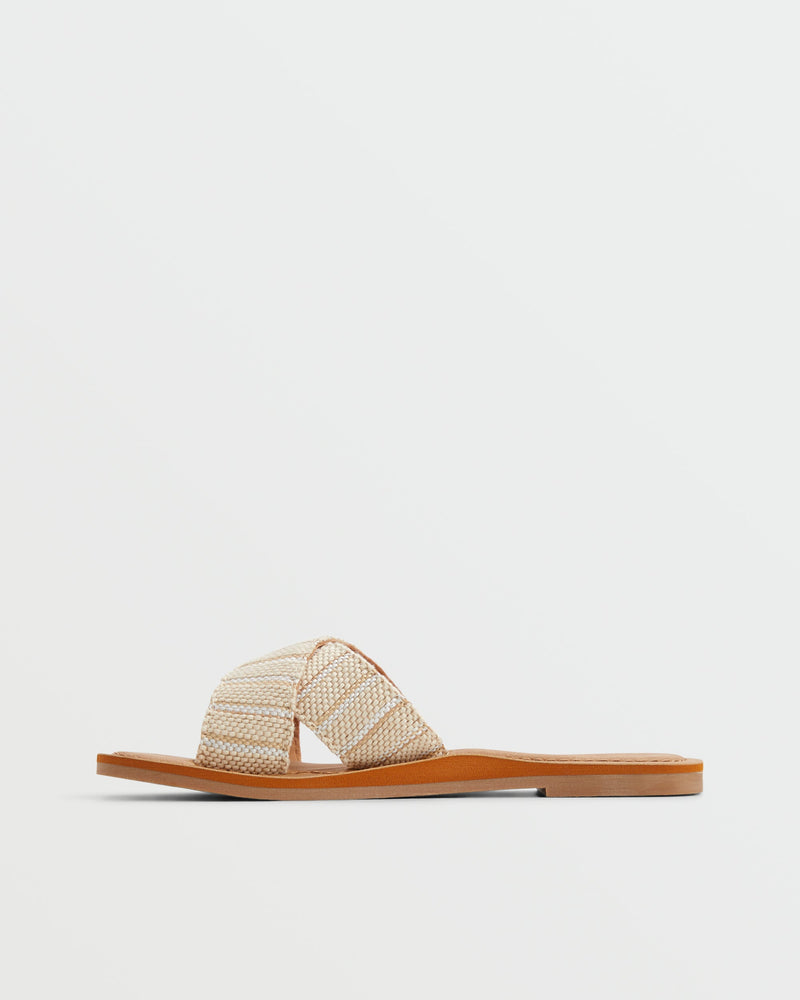 Andreya Sandal