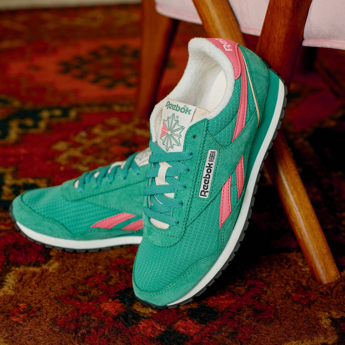 Women's Classic AZ Shoes