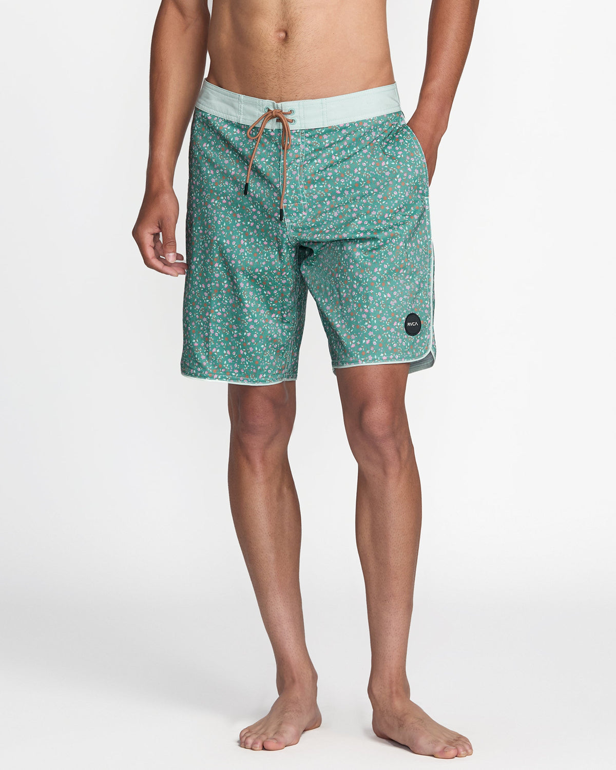 Baseline Trunk 19"