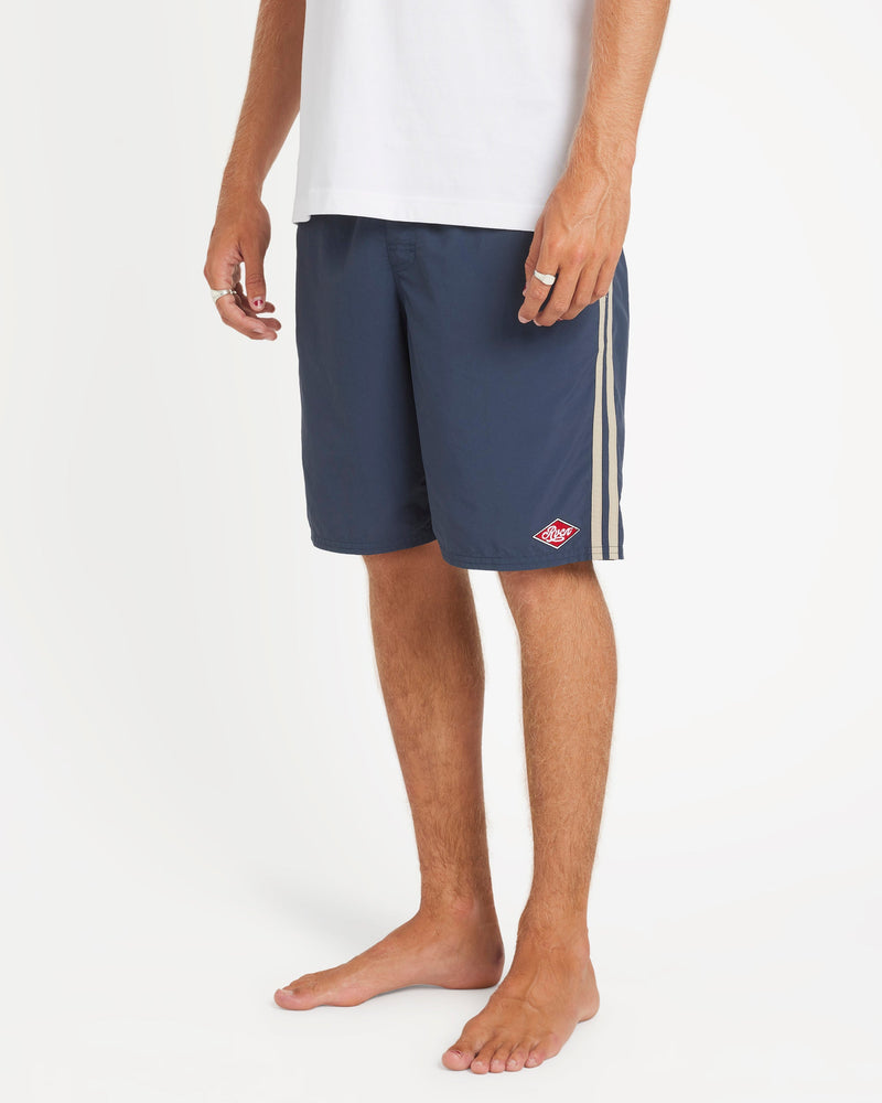 Breakout Elastic Trunk 20"