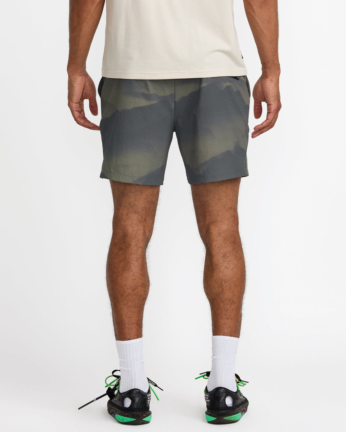 Outsider Stretch 17" Short - RVCA