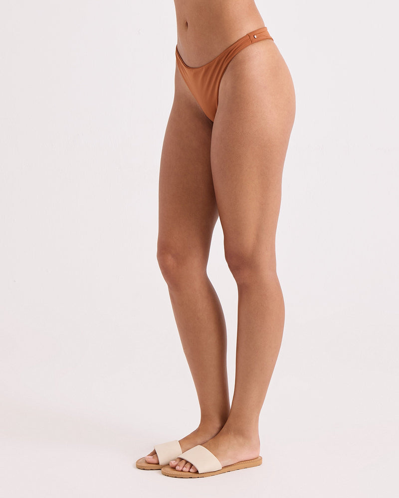 Women's Simply Seamless Scoop Tiny Bikini Bottom