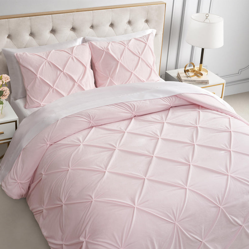 Kiss Pleat Micromink Comforter Set - Juicy Couture