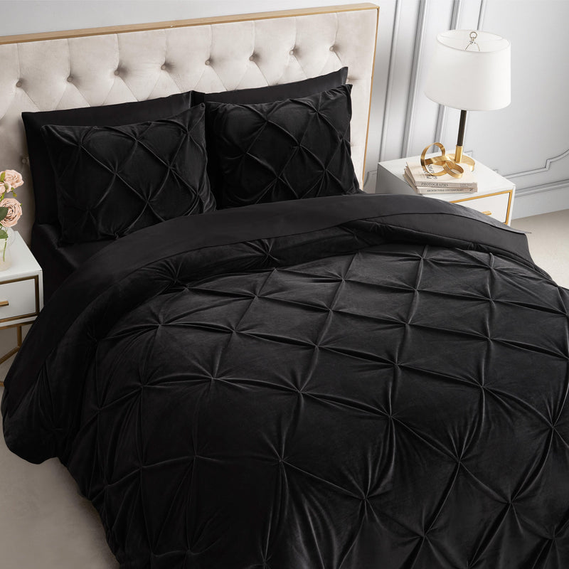 Kiss Pleat Micromink Comforter Set - Juicy Couture