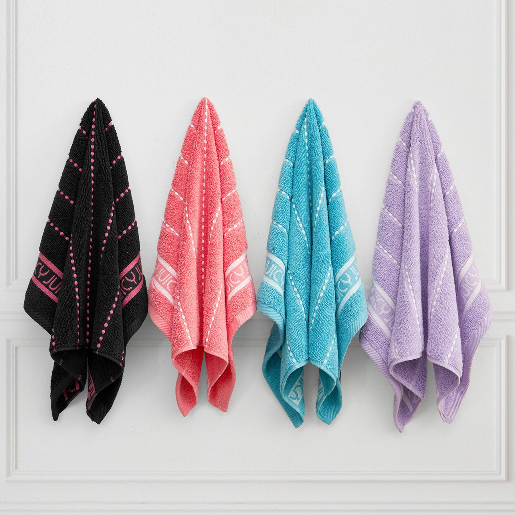 Plush Stripe Bath Towel Set - Juicy Couture
