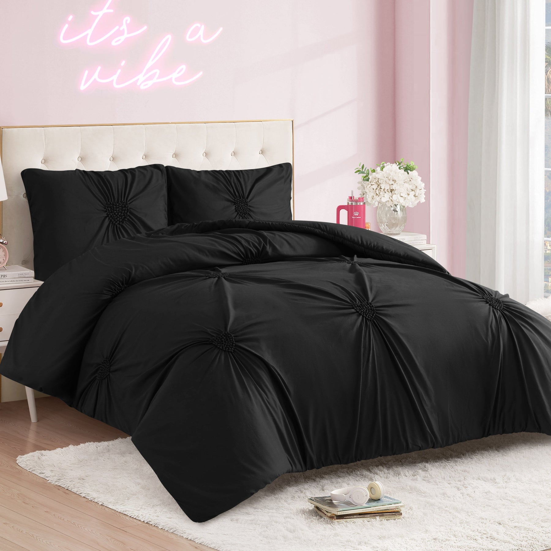 Amora Gathered Heart Comforter Set - Juicy Couture