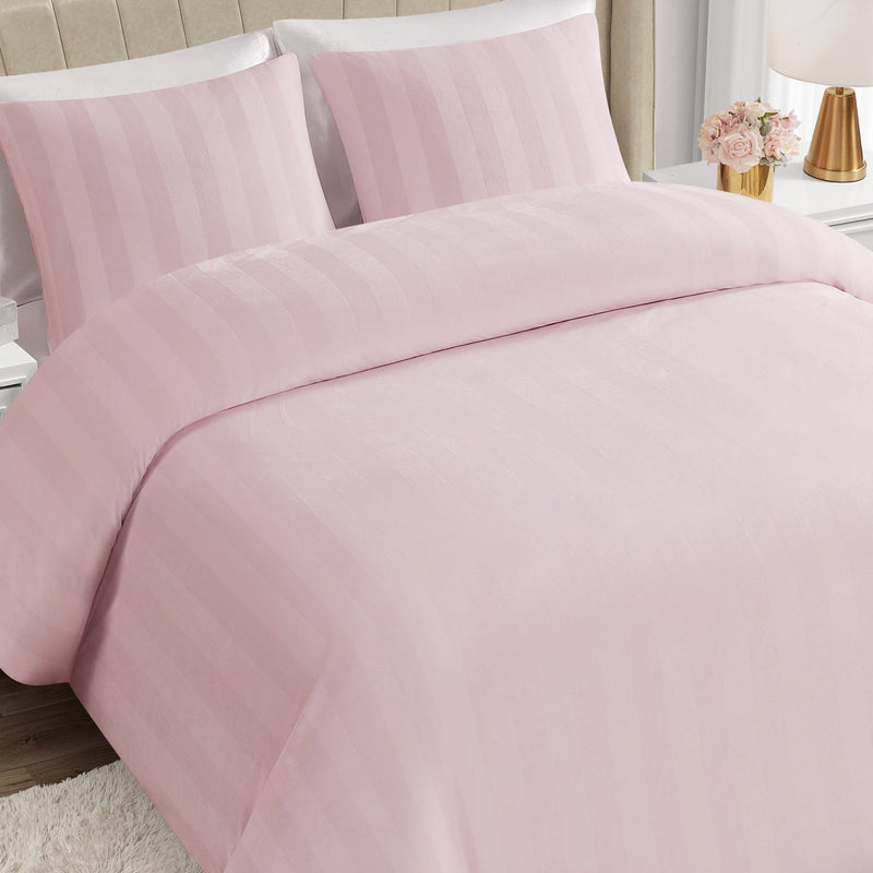 Jenny Velour Striped Jacquard Duvet Set