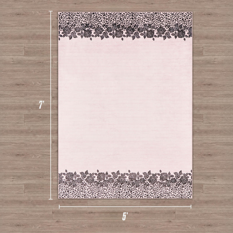 Finely Washable Rug, 5' x 7'
