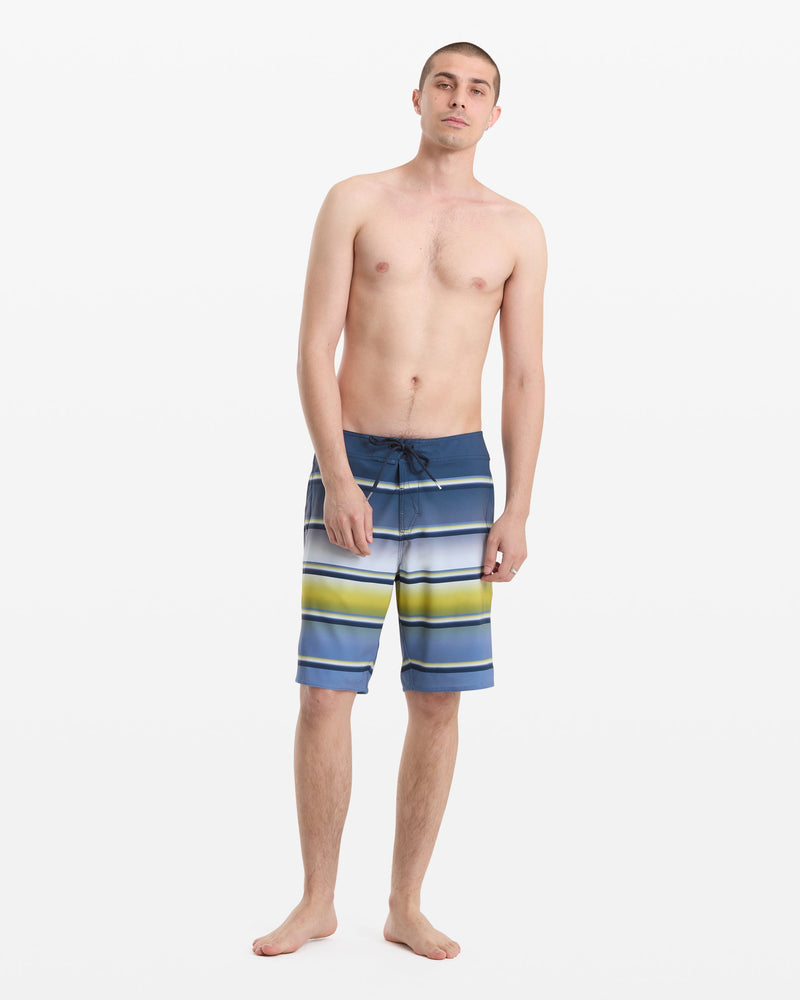 Men's Quarta Dissolve Mod