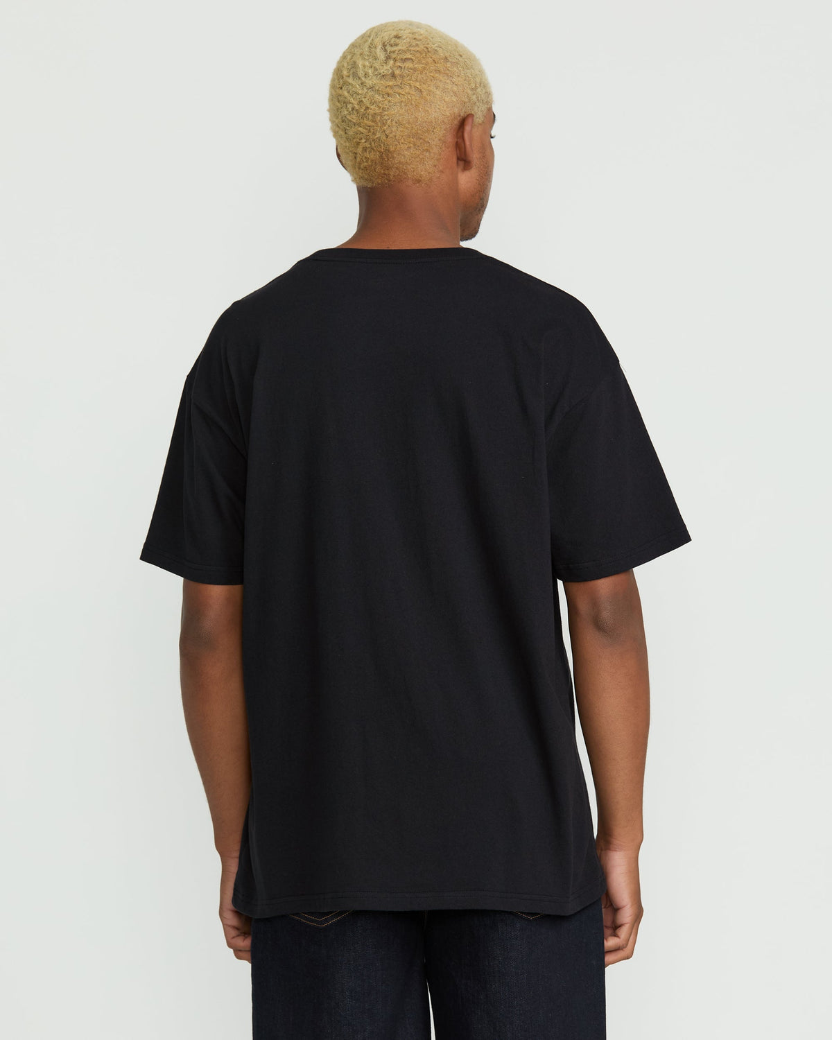 Volcom - Men's Featured Artist Seth Conboy Rack Em Short Sleeve Tee