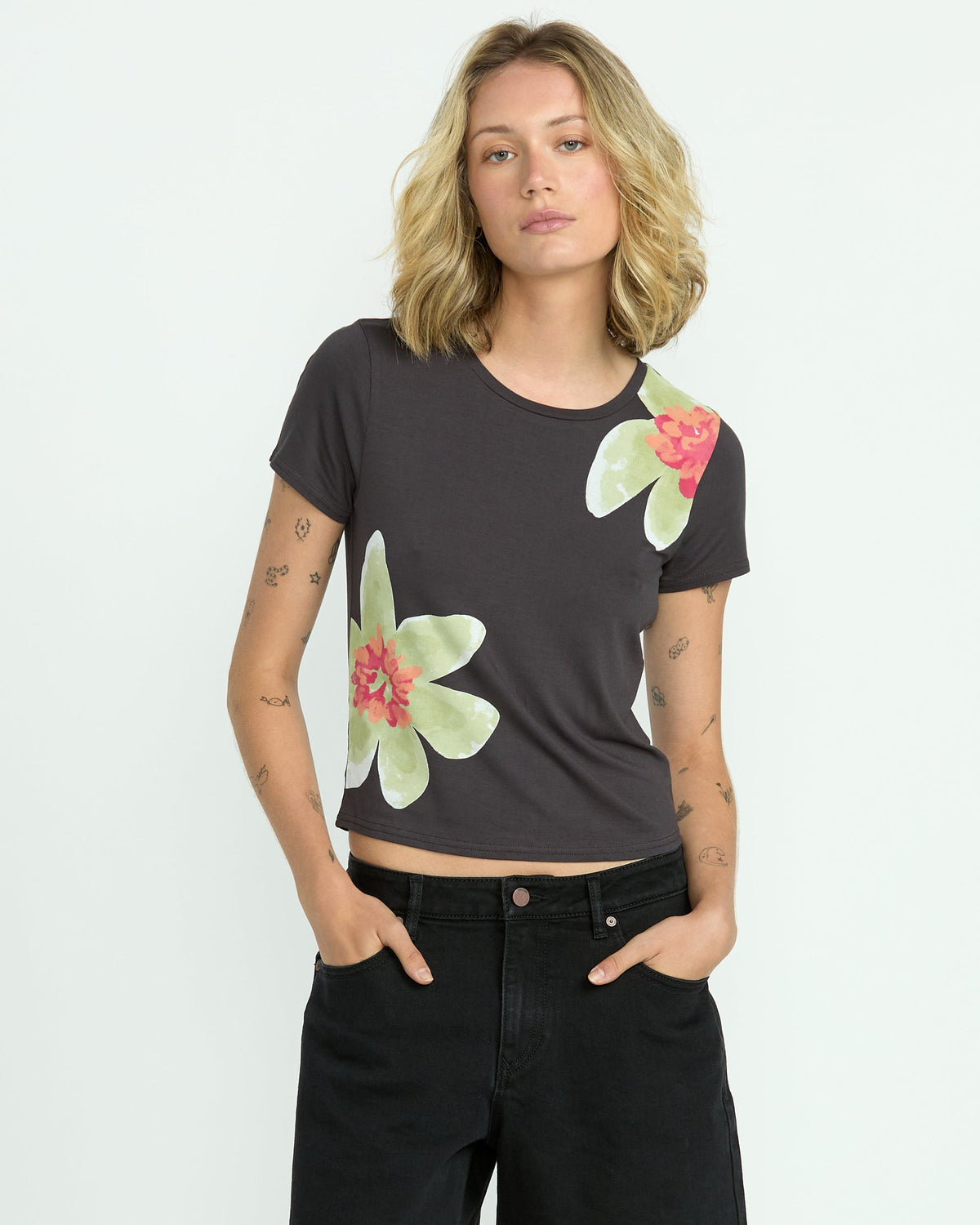 Volcom - Women's Starstone Glow Short Sleeve Tee