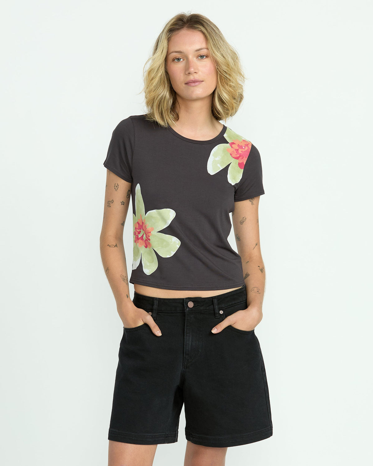 Volcom - Women's Strait Up Long Shorts