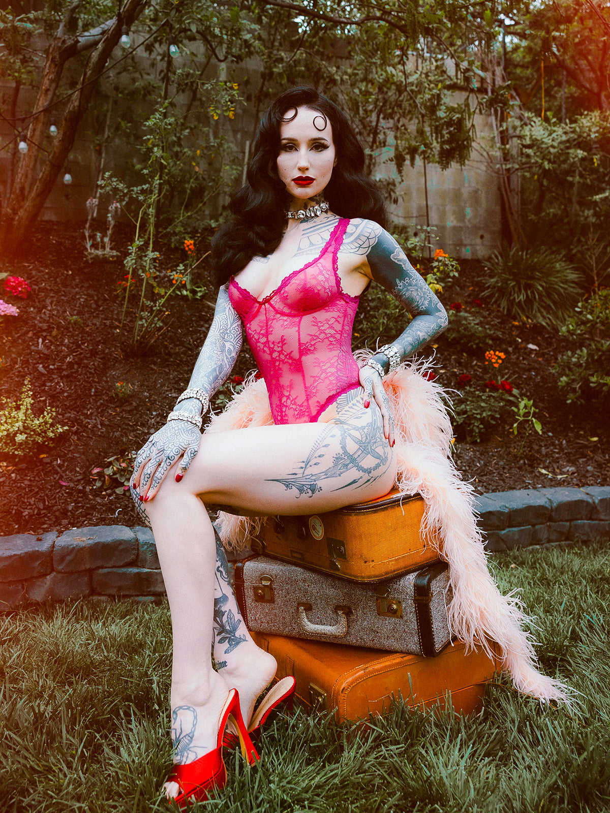 Pia Lace Wireless & Seamed Bodysuit - Frederick's of Hollywood