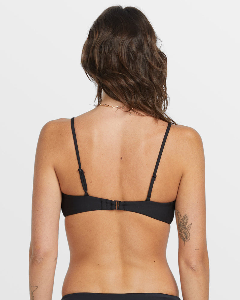 Women's Simply Seamless V-Neck Bikini Top