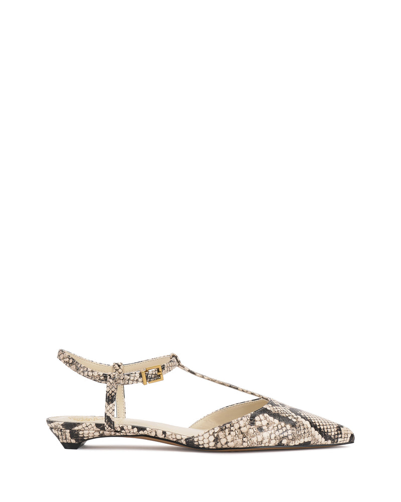 Varena Flat - Vince Camuto