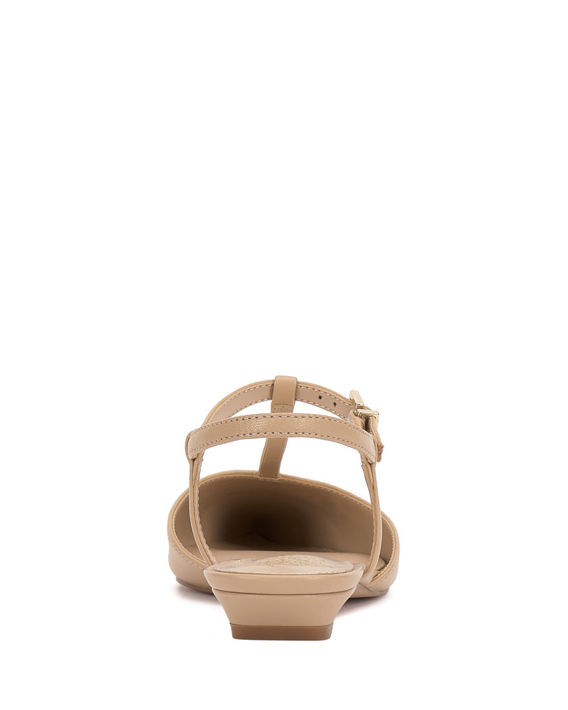 Varena Flat - Vince Camuto