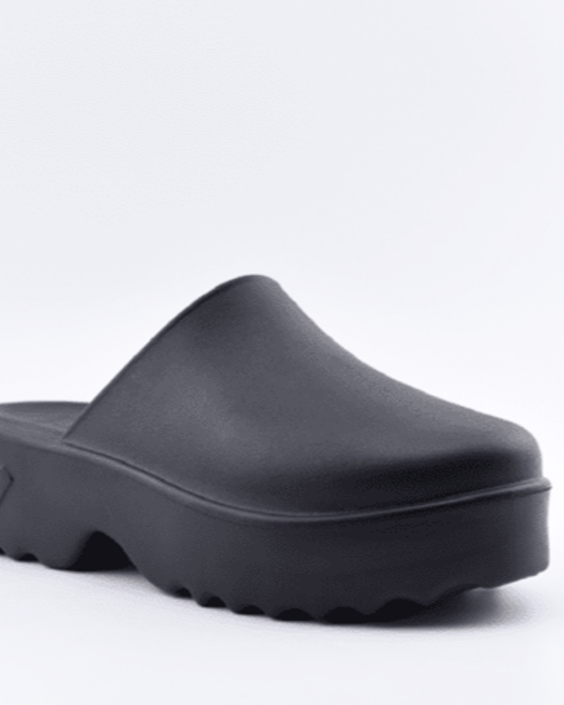 Maddy Clog
