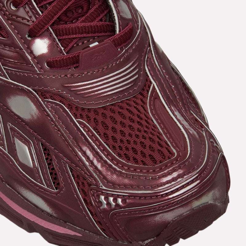 Premier Road Ultra Shoes