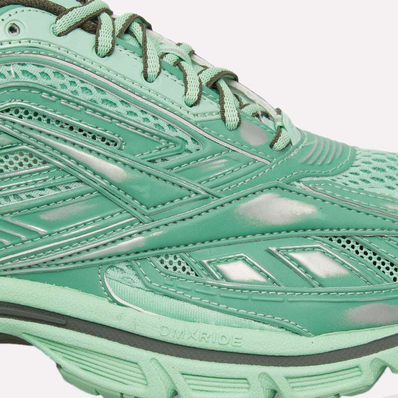 Premier Road Ultra Shoes