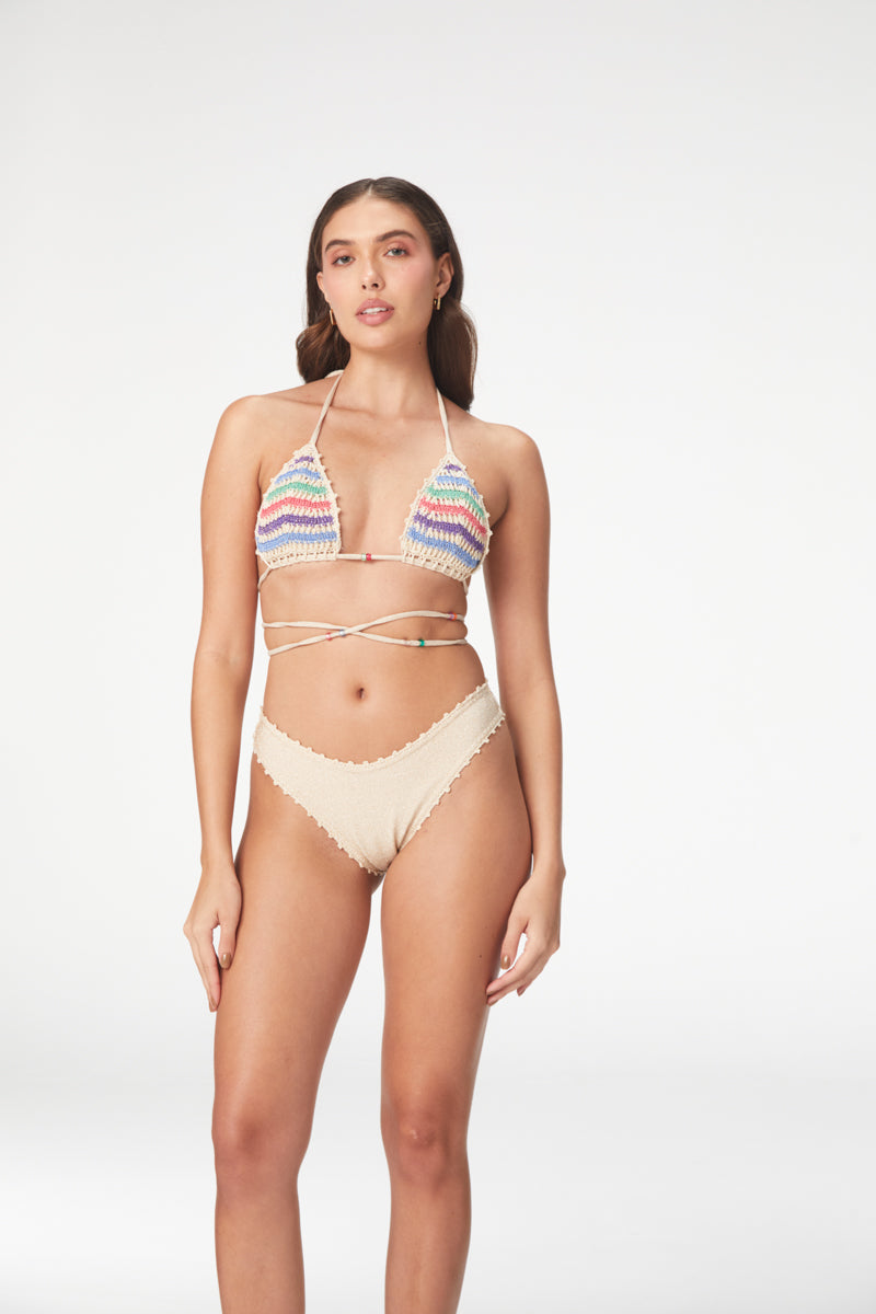 Capittana Lulu Gold Shiny with Crochet Bottom