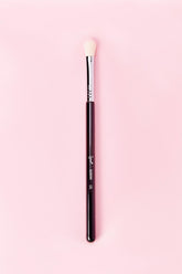 Forever 21 Sigma Beauty E25 – Blending Brush White