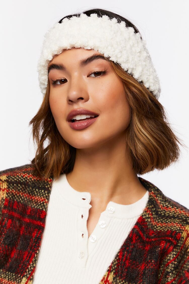 Forever 21 Women's Fuzzy Knit Textured Headwrap White