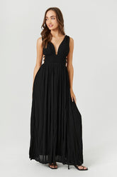 Forever 21 Women's Plunging Maxi Long Spring/Summer Dress Black