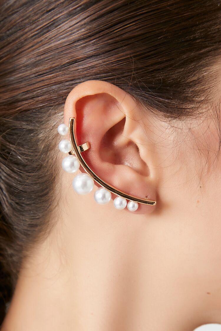 Forever 21 Women's Faux Pearl Ear Crawler Gold/Cream