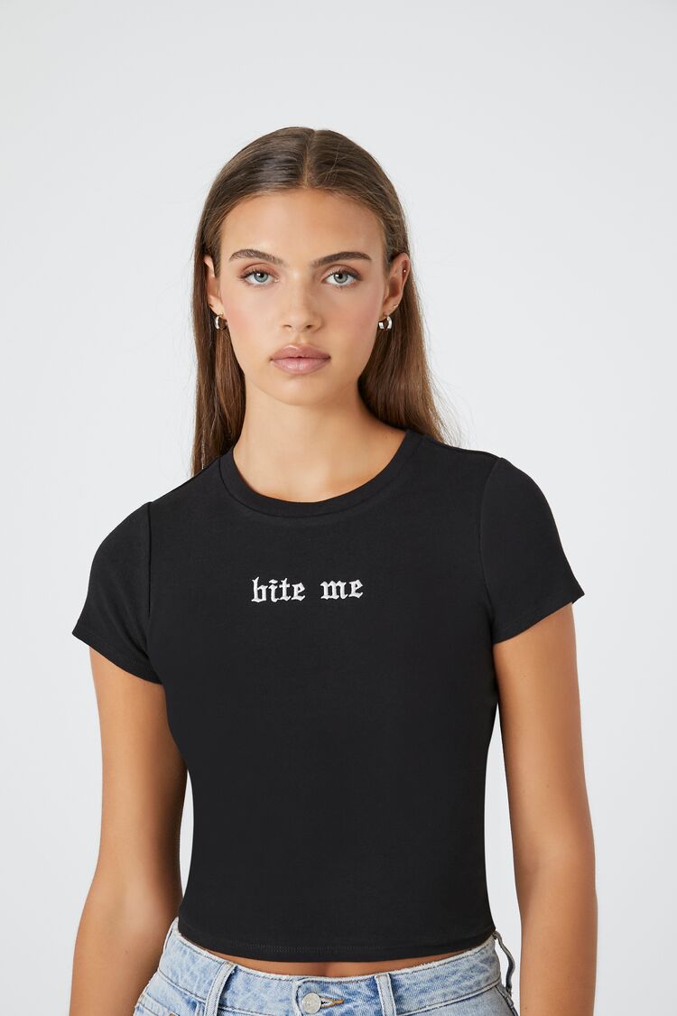 Forever 21 Women's Embroidered Bite Me Graphic Cropped T-Shirt Black/Multi