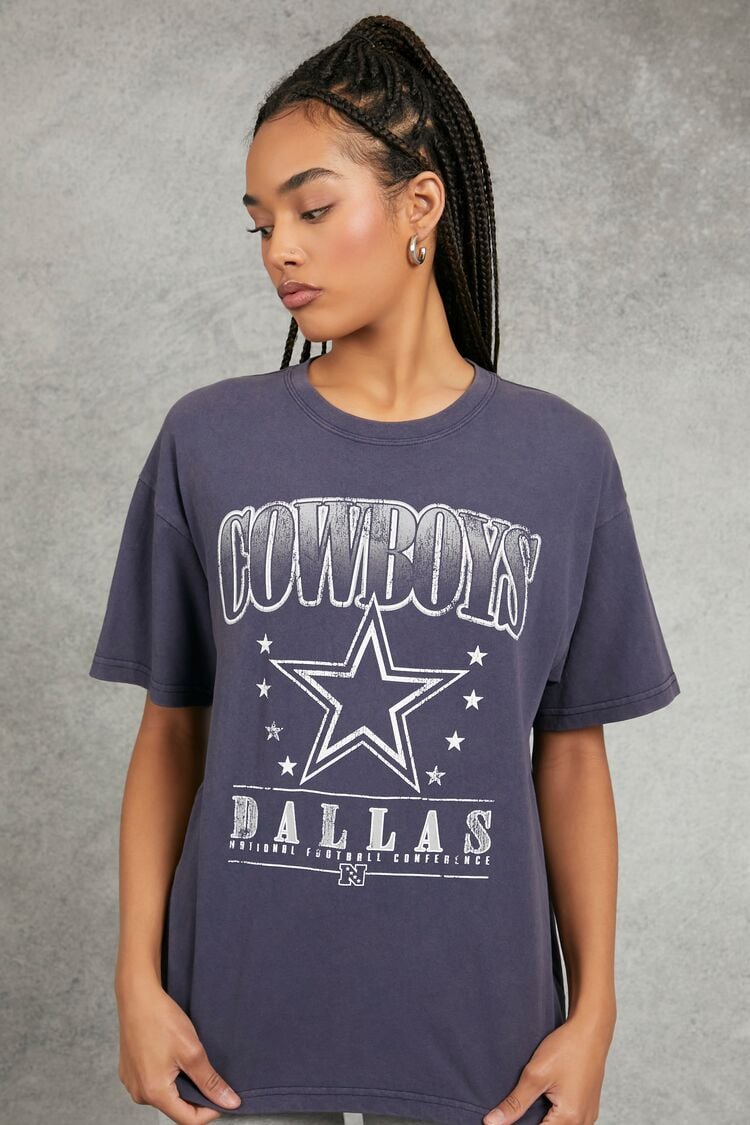 Forever 21 Women's Dallas Cowboys Graphic T-Shirt Navy/Multi