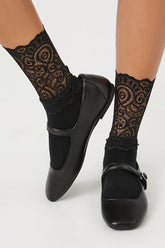 Forever 21 Women's Lace Crew Socks Black