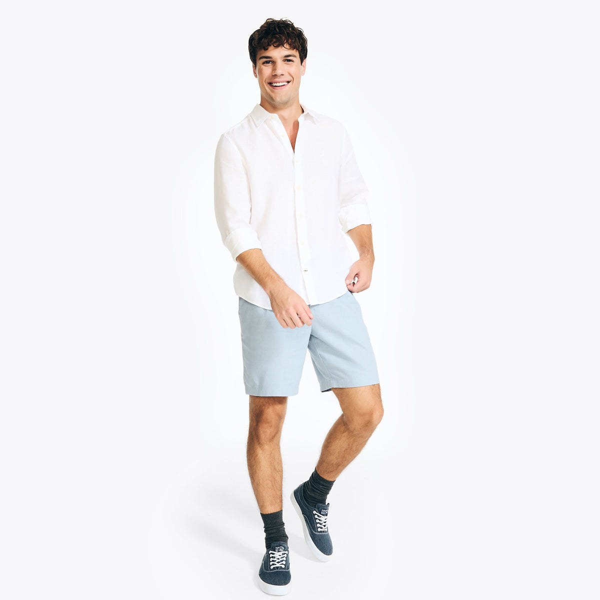 Nautica Men's Sustainably Crafted 8.5" Pleated Short Noon Blue