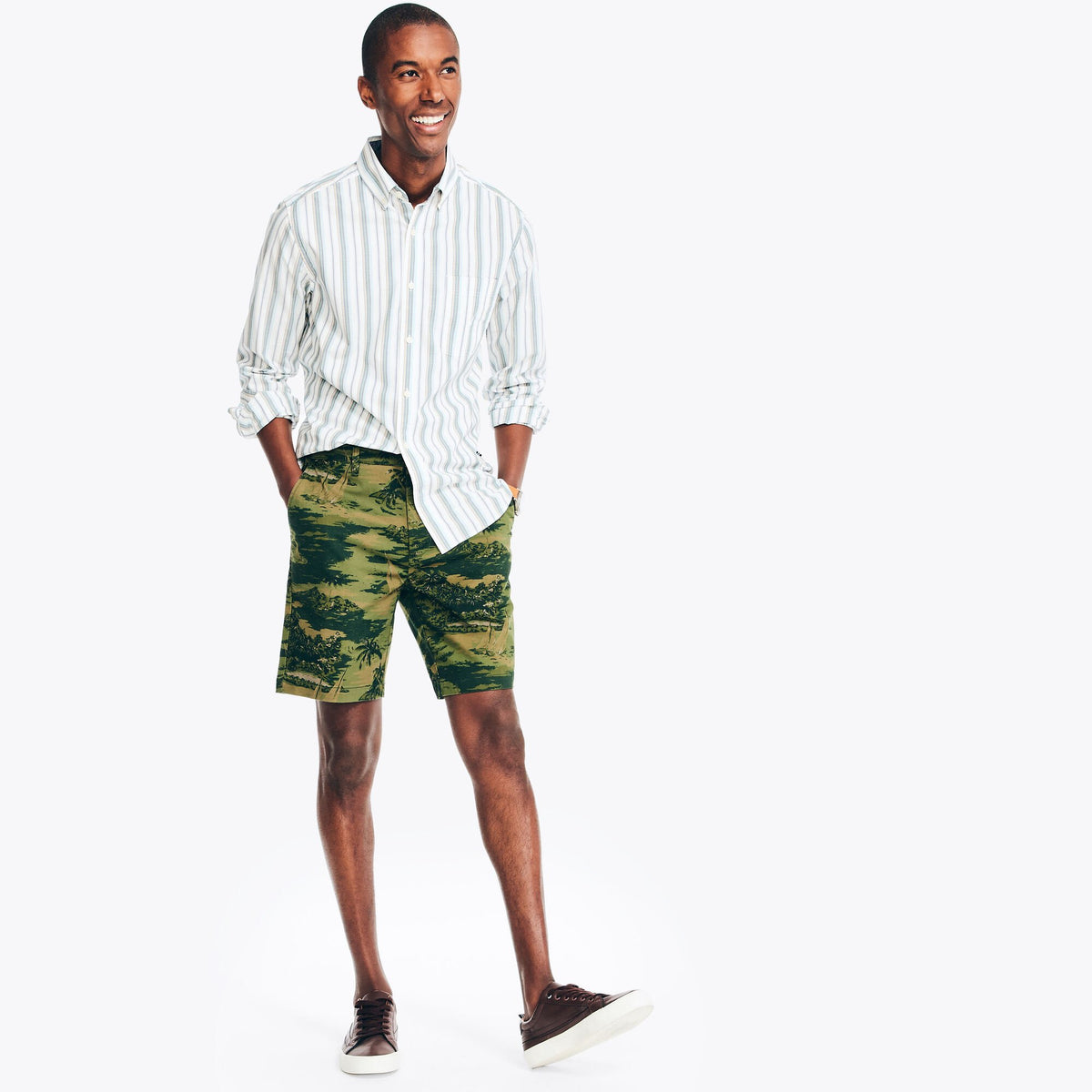 Nautica Men's 8.5" Printed Deck Short Galley Green