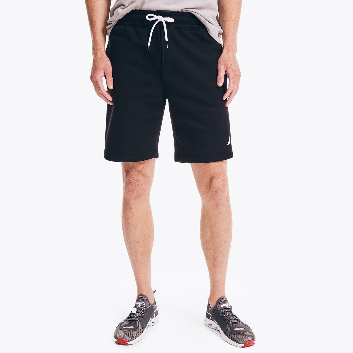 Nautica Men's 9" J-Class Fleece Short True Black