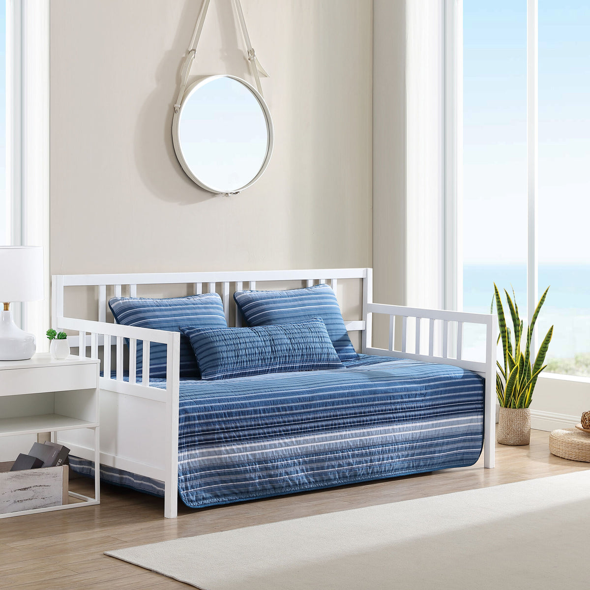Nautica Coveside Daybed Quilt And Sham Set Blue Mirage