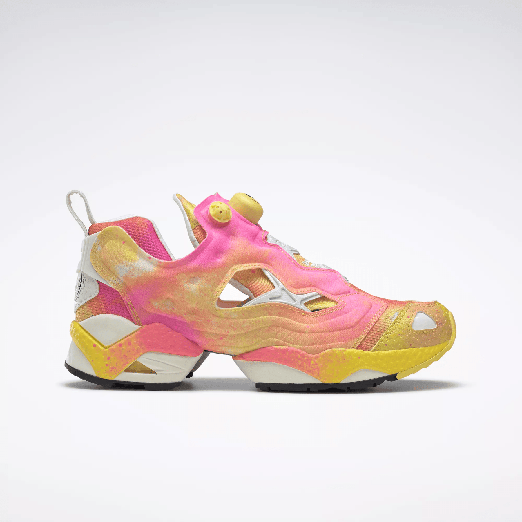 Reebok Unisex Smiley Instapump Fury Shoes White