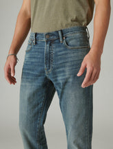 Lucky Brand 410 Athletic Straight Coolmax Stretch Jean Mcarthur