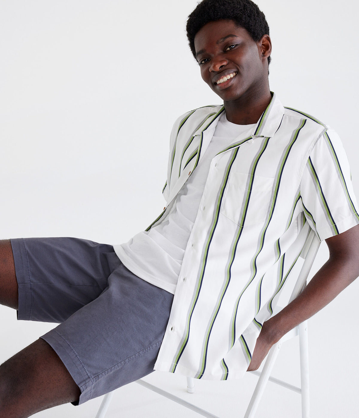 Aeropostale Mens' Vertical Stripe Camp Shirt - White - Size XS - Viscose - Teen Fashion & Clothing Cream