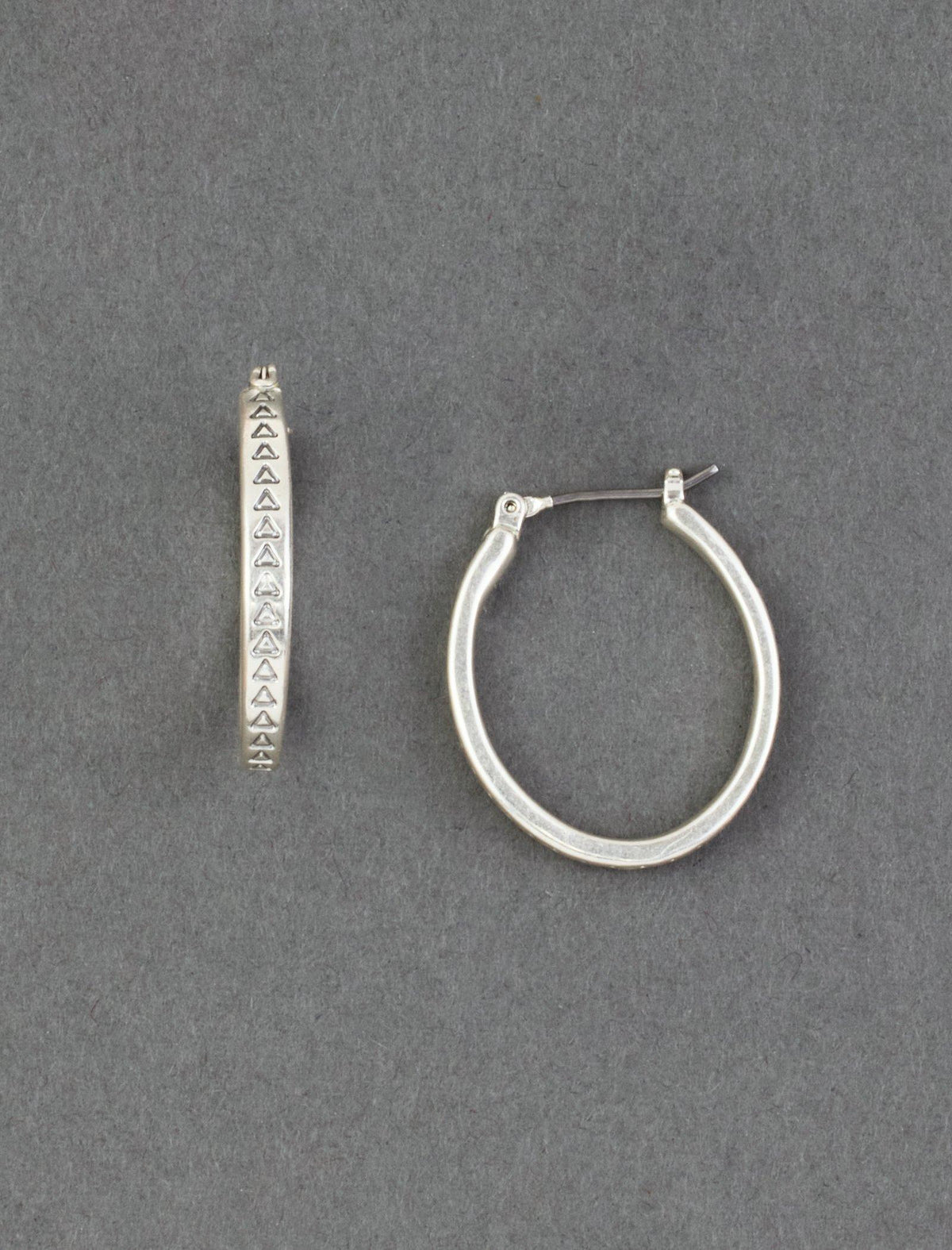 Lucky Brand Etch Oval Hoop Earring Silver