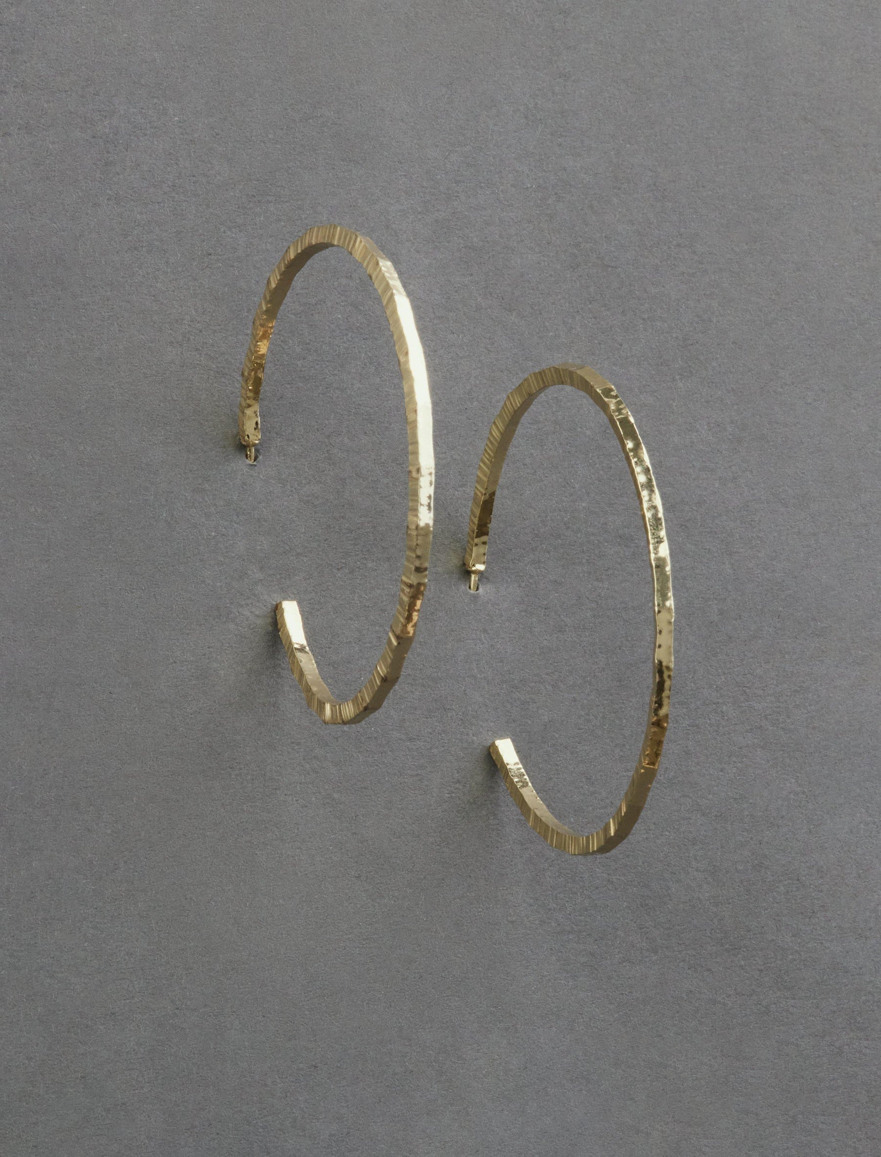 Lucky Brand Hammered Hoop Gold