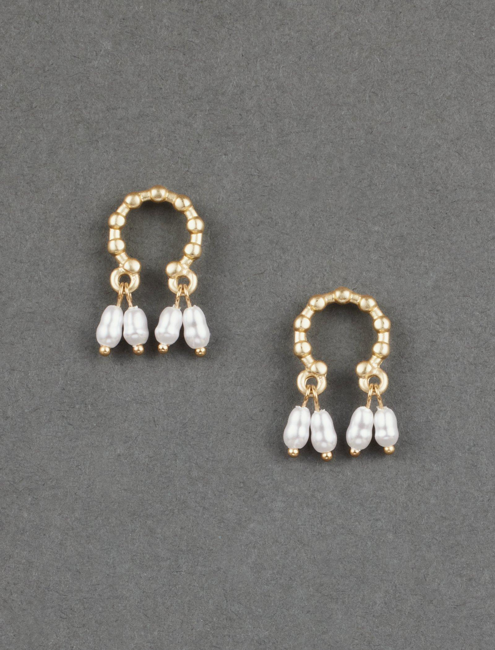 Lucky Brand Horseshoe Pearl Earring Gold