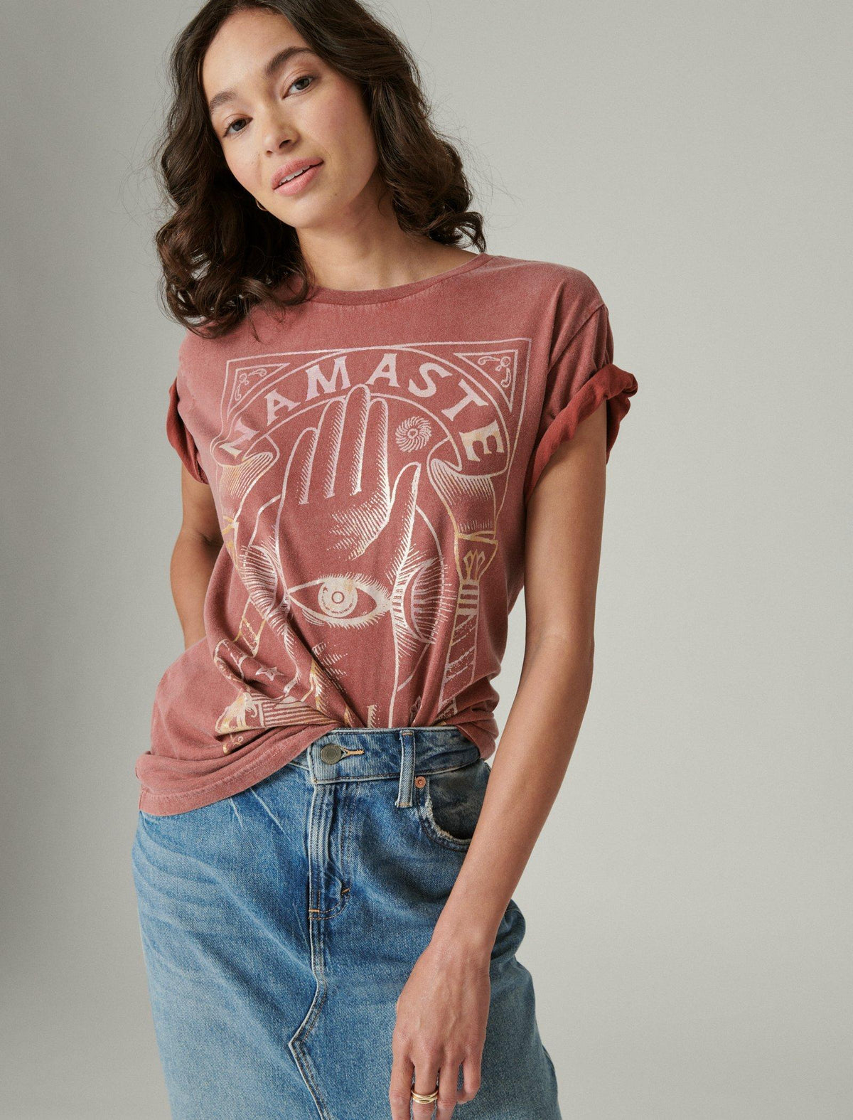 Lucky Brand Light Within Boyfriend Tee - Women's Clothing Tops Shirts Tee Graphic T Shirts Apple Butter
