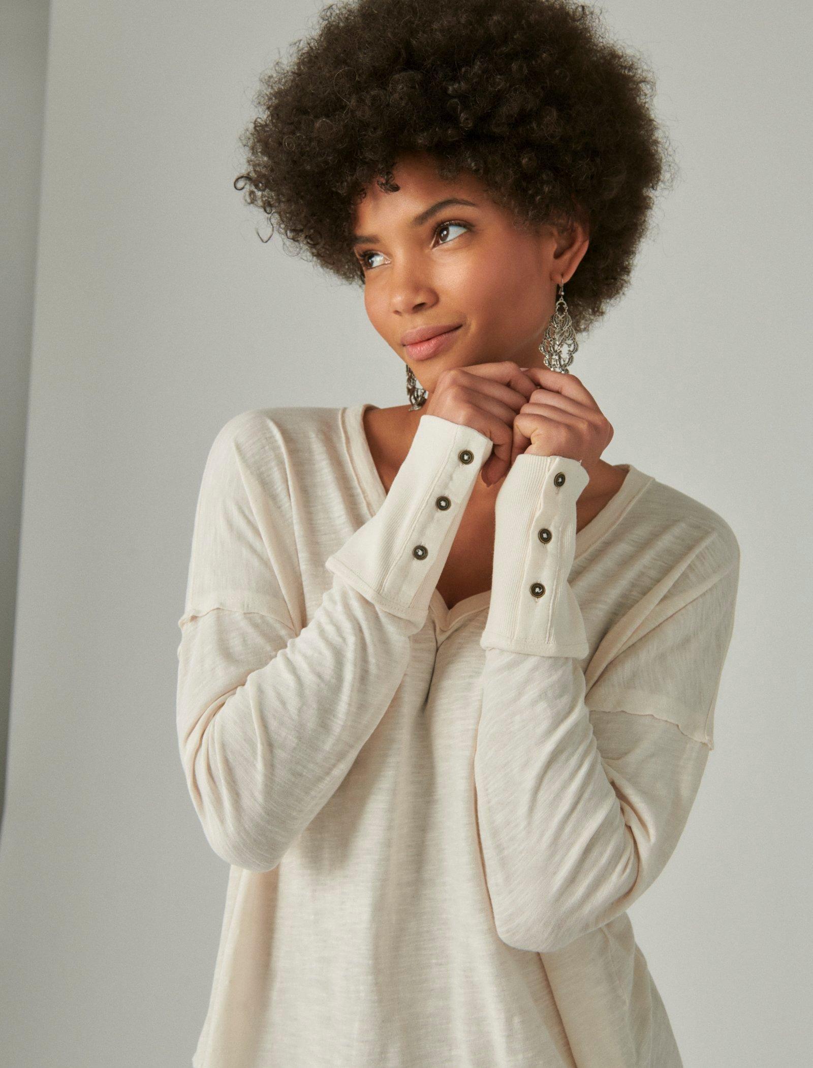 Lucky Brand Long Sleeve V Neck Top Sand Dollar