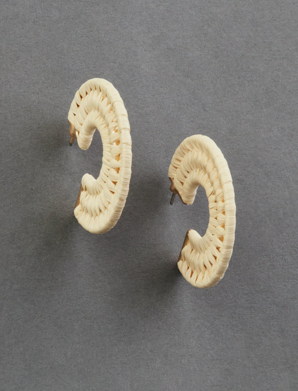 Lucky Brand Natural Raffia Hoop Earring Gold