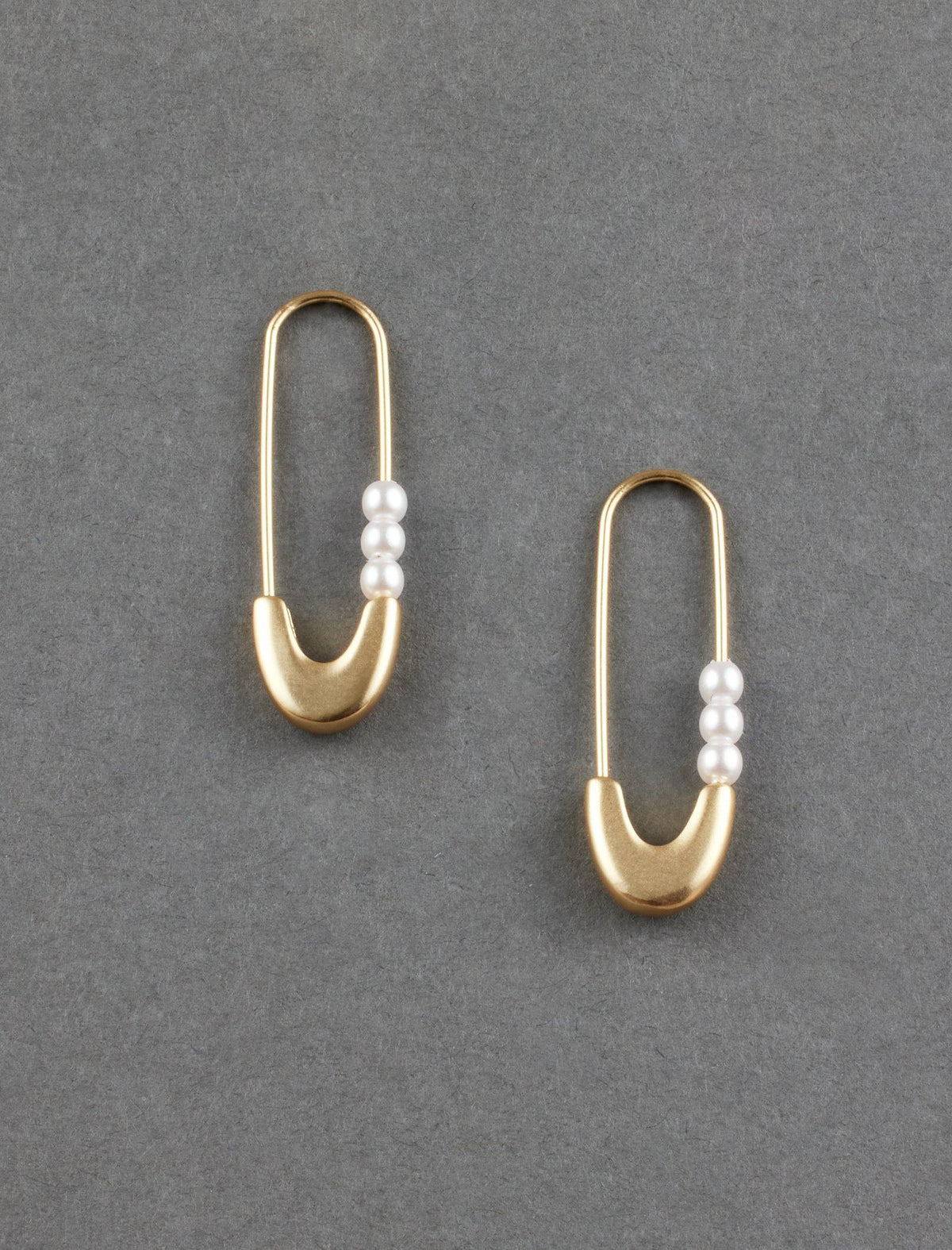 Lucky Brand Pearl Safety Pin Earring Gold